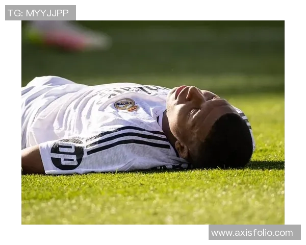 姆巴佩欧冠夜上演帽子戏法赛后言辞暗示未来去向已成定局 姆巴佩欧冠夜上演帽子戏法赛后言辞暗示未来去向已成定局